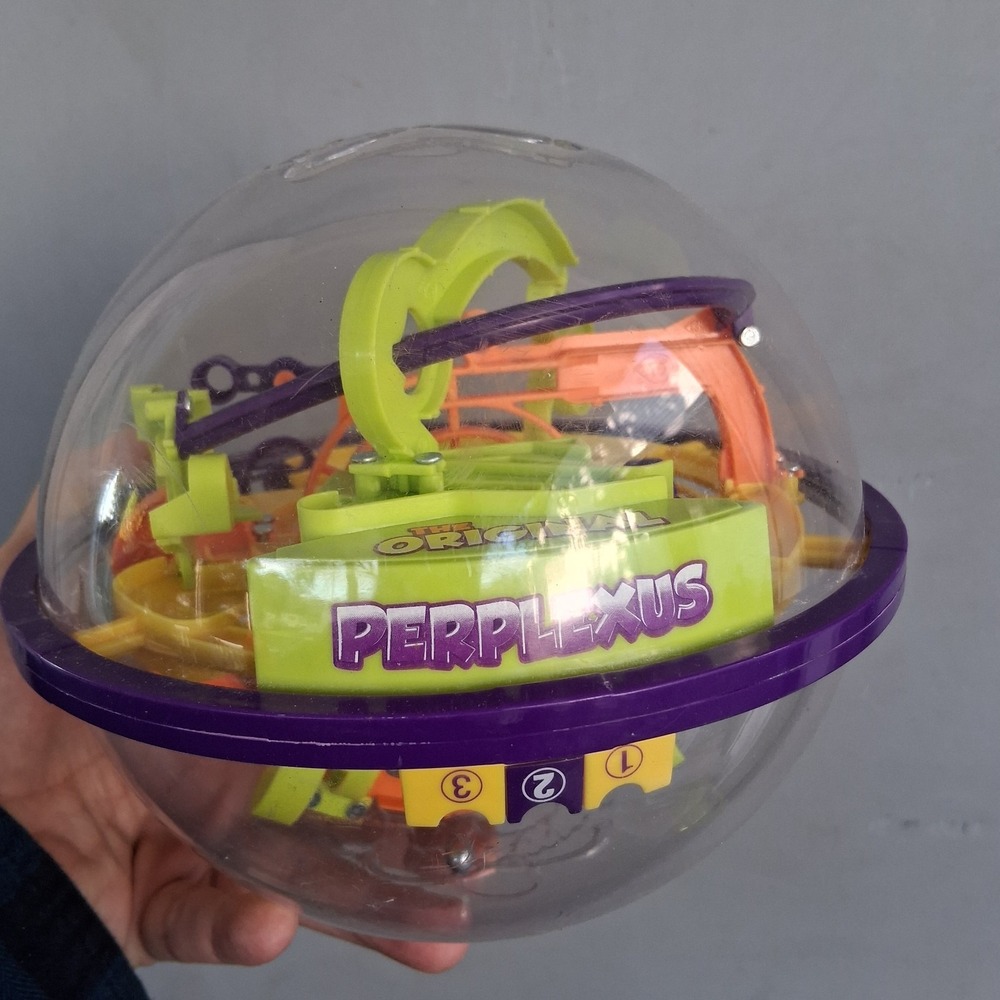 Spin Master Perplexus THE ORIGINAL 3D Marble Maze Ball Sphere Puzzle Labyrinth